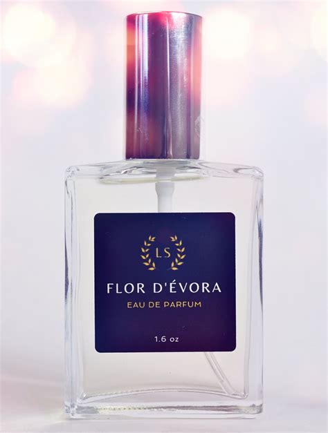 Evora perfumes and colognes .